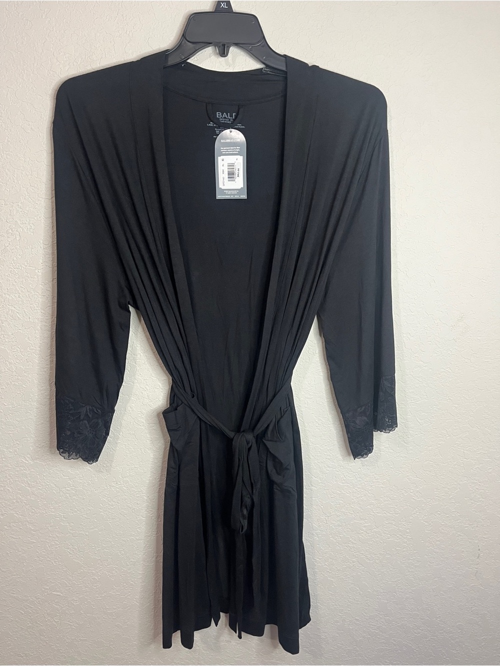 Bali Black Lace Trim Robe Belted Lounge Robe Size XL NWT